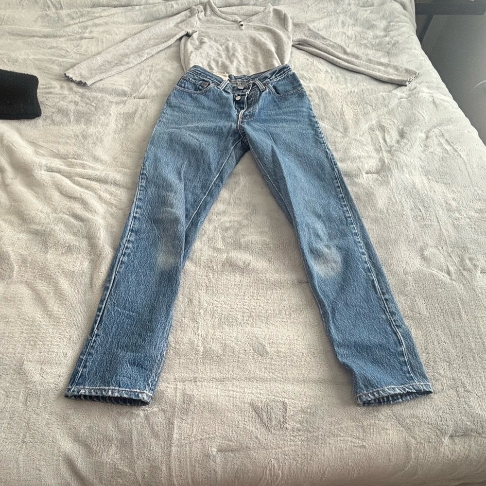 Vintage Levi’s Buttonfly Upcycled, Sz 23, ReDun - Picture 4 of 15